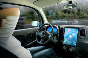自動駕駛相關需求影響了微處理器架構，因此半導體與汽車產業正逐漸融合。
