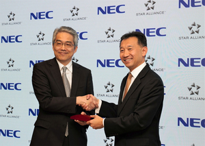 NEC执行役员常务 山品正胜（图左）、星空联盟执行长 Jeffrey Goh（图右）