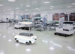 所羅門自主移動機器人搬運車 協助提升工廠配送效能