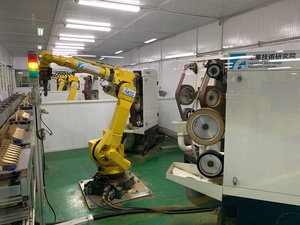 和成、工業局與工研院攜手打造AI人工智慧研磨拋光機器人，成功協助水五金產業數位轉型升級。