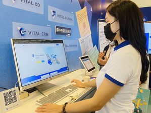 叡揚智慧表單Vital BizForm能靈活運用各種通知單，除了線上簽核隨時追蹤，並提供線上手寫簽名簡便功能。