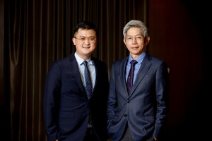 格斯科技董事长张忠杰与共同创办人兼技术长叶国伟