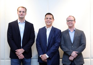 (左起)思睿邏輯個人電腦產品經理Kurt Efaw、銷售副總裁Bruce Tull、個人電腦產品行銷主管Nick Skinner