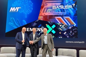 Basler CEO Dr. Dietmar Ley 和 Siemens 工廠自動化 CEO Rainer Brehm