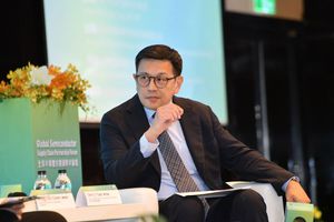 SEMI 全球行销长暨台湾区总裁曹世纶表示:「半导体是一个全球协作驱动的产业,台湾长年与国际夥伴并肩前行,建立起稳固的供应链连结。」