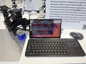 图一是专为影像处理应用打造的 MAX78000CAM02 边缘 AI 开发平台，图二是以 NVIDIA Orin AGX 模组为核心，结合ADI的GMSL2 技术的RQX-59G 机器人控制器。(摄影:陈复霞)