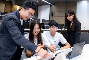 SAS 台湾推出「AI陪跑方案」,提供『陪跑式合作+成果承诺』的差异化服务,确保 AI 真正落地并创造商业价值