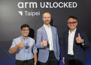 Arm 资深??总裁暨物联网事业部总经理 Paul Williamson(中)来台叁与 Arm Unlocked Taipei 2025 。