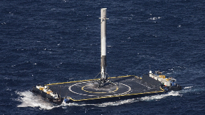 由於Starlink部署衛星星系需求上升，加上美國定期發射國防衛星需求，目前SpaceX已從部分回收火箭技術，轉往全面回收方向發展