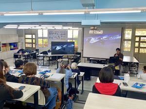 为培育在地太空科学人才，台东县首度携手国家太空中心、ARRC团队教授「固态糖厂火箭」实作。